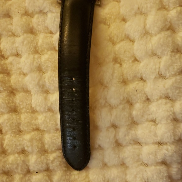 Men's Burberry watch gently used No Box - Picture 6 of 7